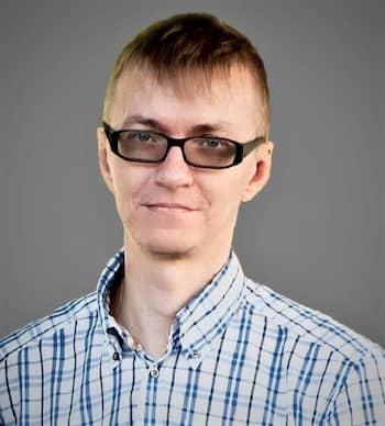Портрет лікаря Тимофєєва Романа Миколайовича